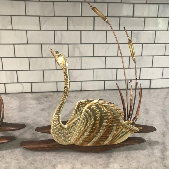 Vintage Swan Wall Art Pair MCM Tin Wood Reed Cattail Lake Decor Mid Century - Picture 2 of 16